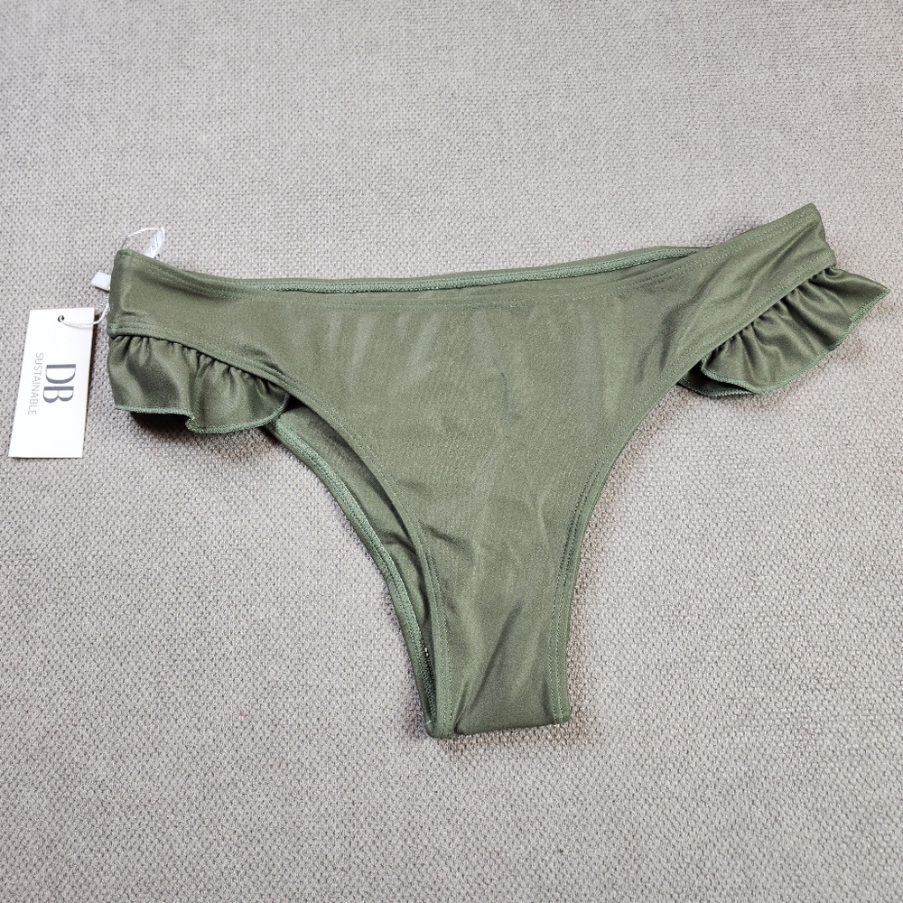NWT Dream Bandits Sustainable Green Ruffle Low Rise Byron Bikini Breif Medium